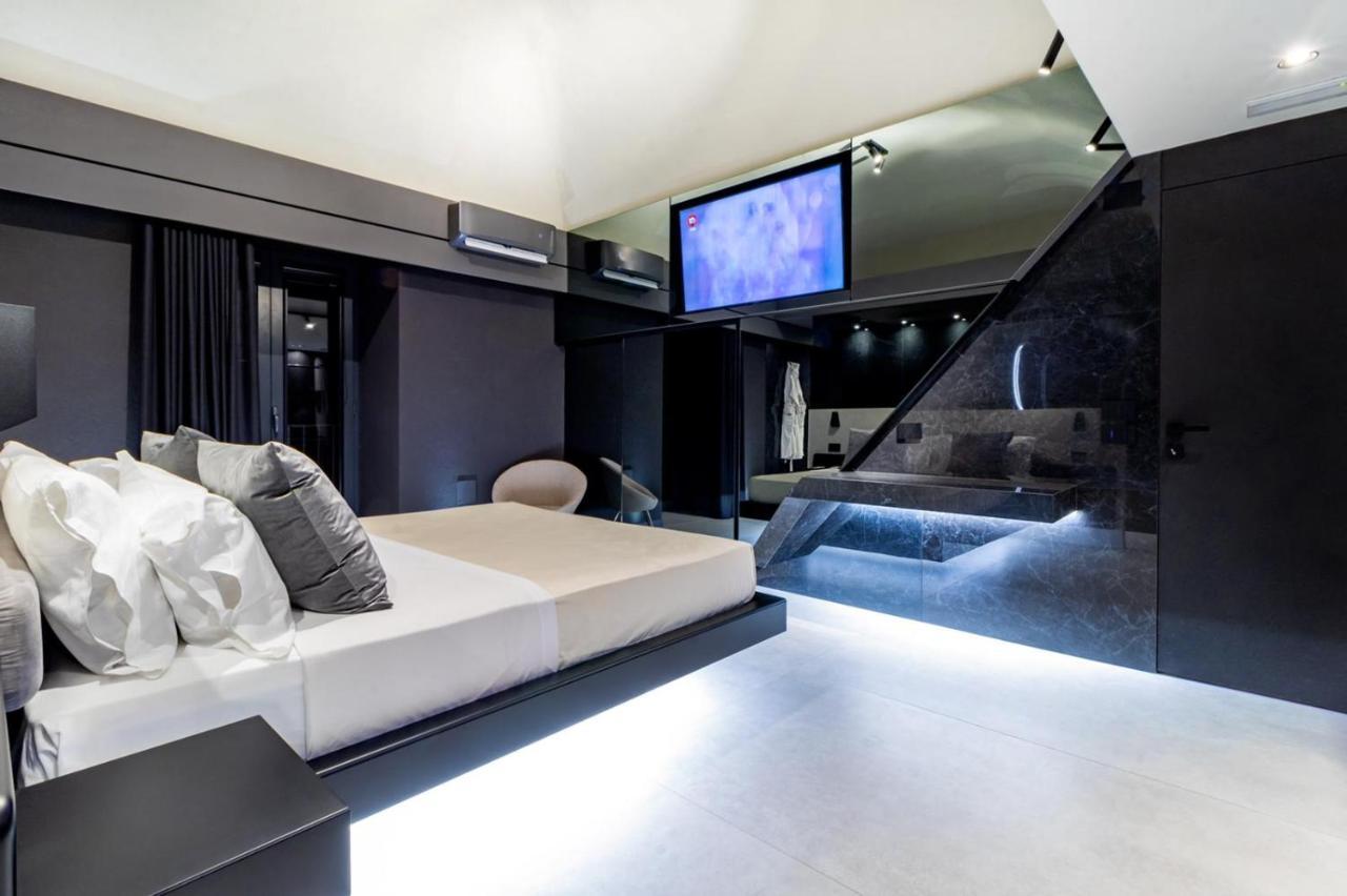 4 Suites " Unconventional Living Rooms " Катания Экстерьер фото